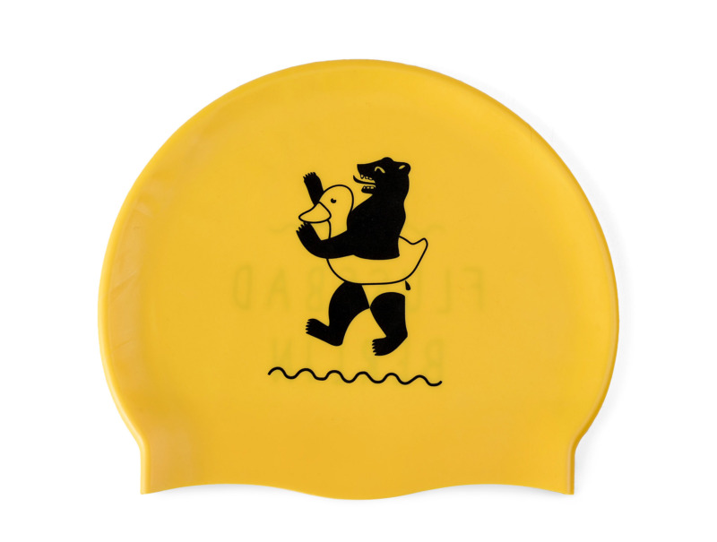 Gelbe Badekappe mit Logo des Flussbad Berlins