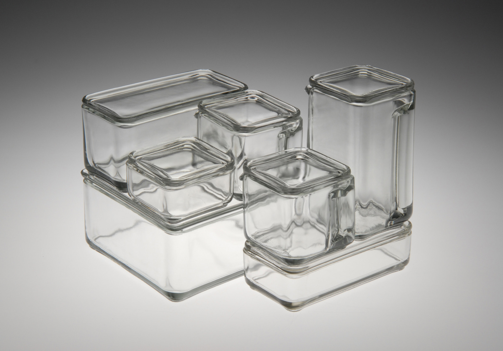 Kubisches Vorratsgeschirr aus Glas